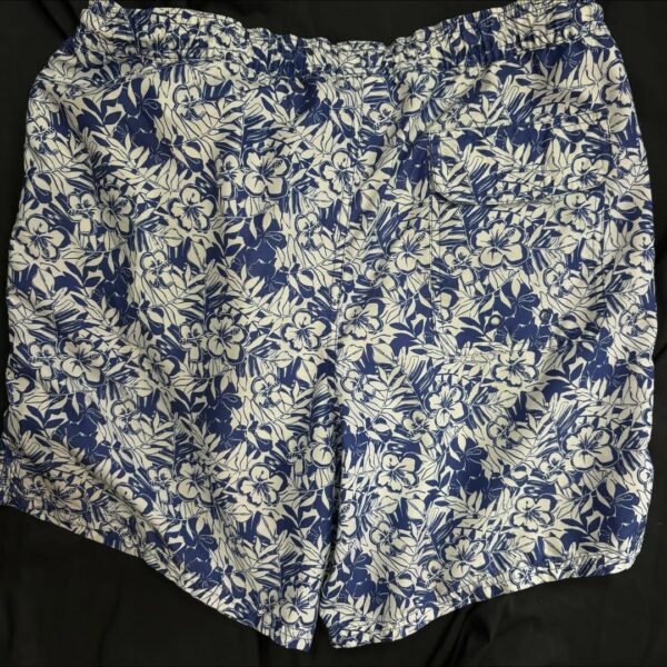 Vineyard Vines Swimming Short Talla Medium - Image 3