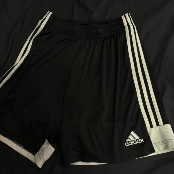 Adidas Talla Large - Image 2