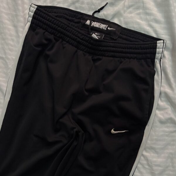 Nike Pants Talla Small - Image 2