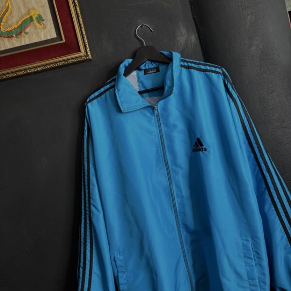 Adidas Talla XLarge - Image 2